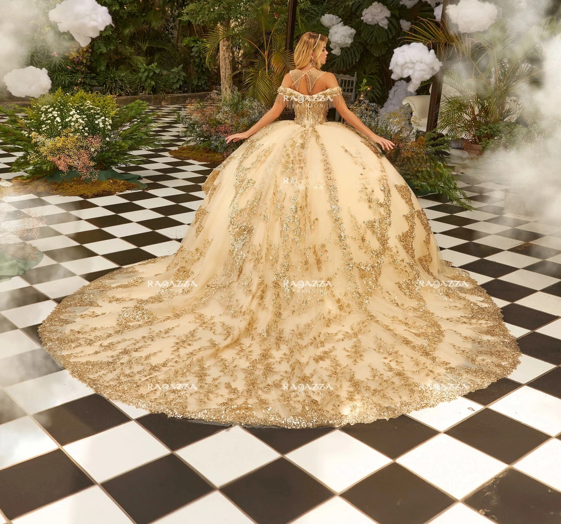 Champagne Charro Quinceanera Dresses Ball Gown Off The Shoulder Appliques Beaded Puffy Mexican Sweet 16 Dresses 15 Anos