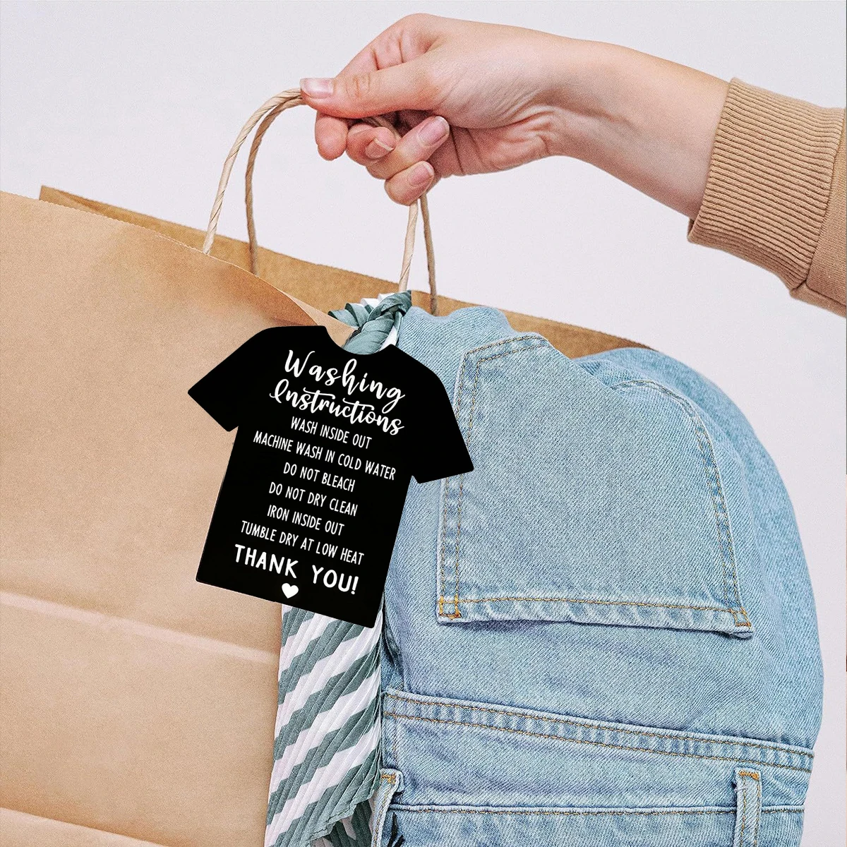 Рисунок 3 - этикетки для рубашек и футболо