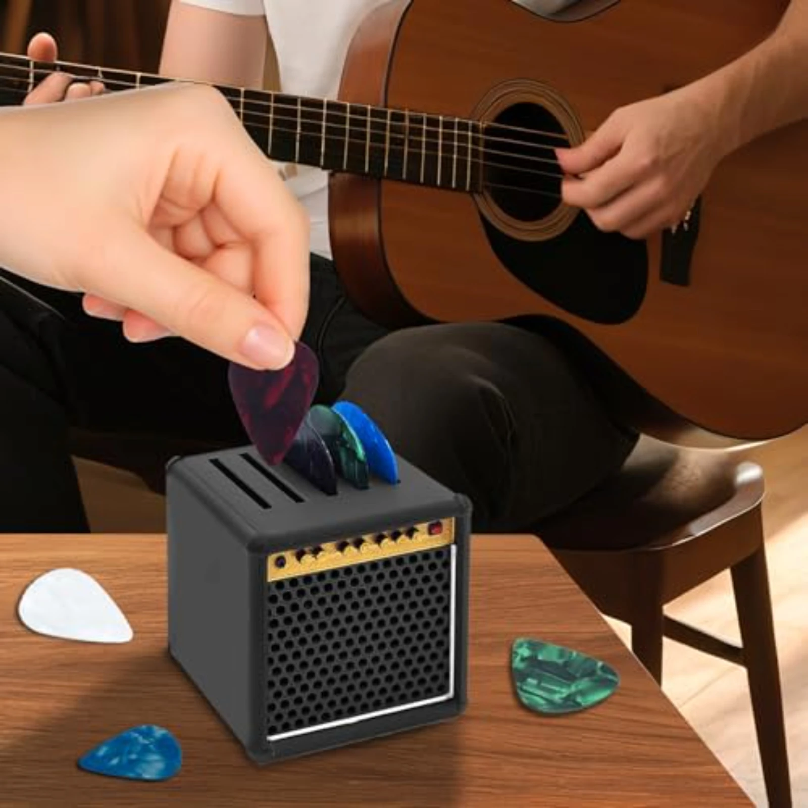 Vintage Speaker Guitar Pick Holder Portable Clip for Musicians