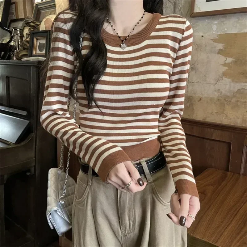 

Autumn Winter Contrasting Stripe Long Sleeve Women T-shirts Slim Cut Round Neck Short Knited Tops Female Sexy Bottom Tees Trendy