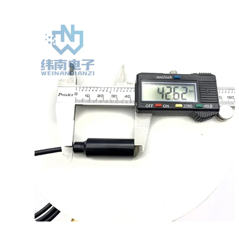 HD OV5693 USB 카메라 모듈, 자동 초점 76.9 °, LED 조명 6 개, 케이스 12.6mm MJPEG, 산업 검사용 YUV2, 5MP