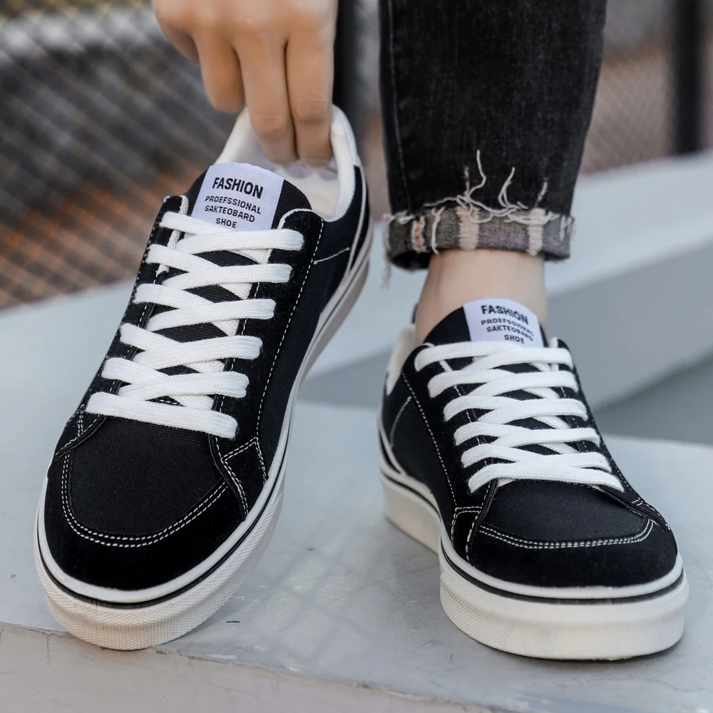 2026 New Men's Canvas Shoes Casual Versatile Low-top Skate Shoes Thick Sole Wear-resistant Sports Work Trendy Shoes 2