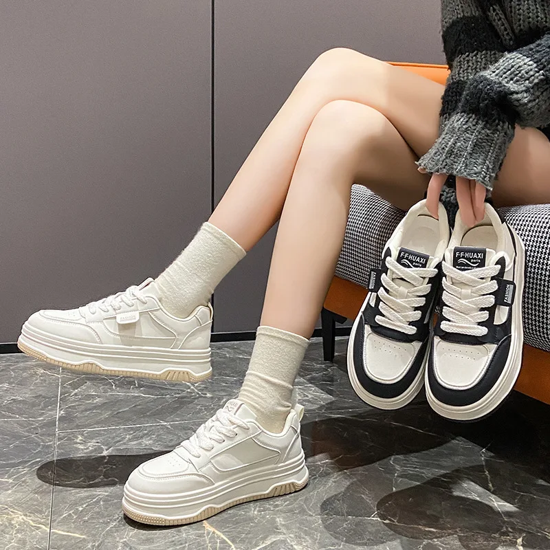 Thick Bottom Small White Women's Shoes 2024 New Spring Autumn Increased Casual Board Shoes Versatile Popular Sports Women's