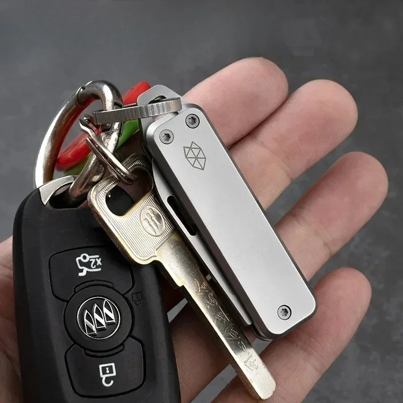 Folding Knife Sharp Outdoor Multi Functional Stainless Steel Mini Home Portable Keychain Fruit Knife Open Box