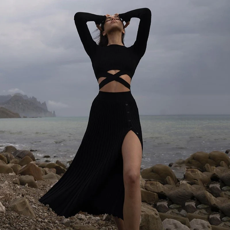 black sets