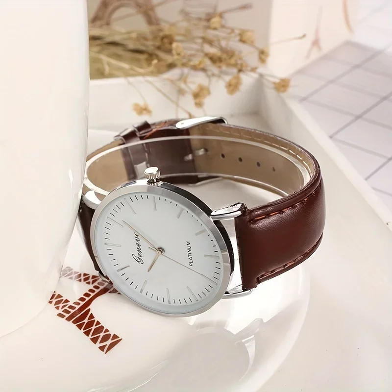 New Men's Simple Fashion Casual Ultra Thin Watch
