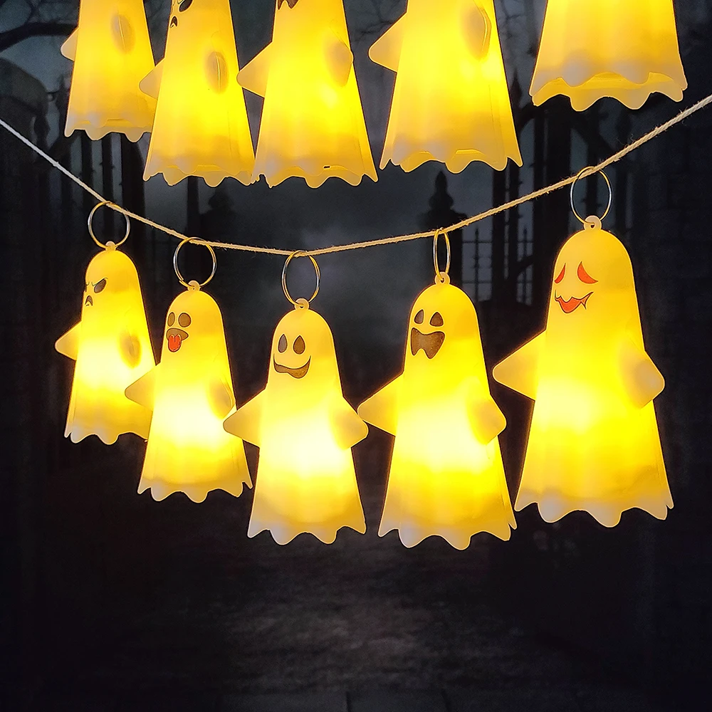 

5pcs Halloween Glowing Ghost Lamp Halloween LED Lights Luminous Ghost Keychain Pendant For DIY Halloween Electronic Props Decor