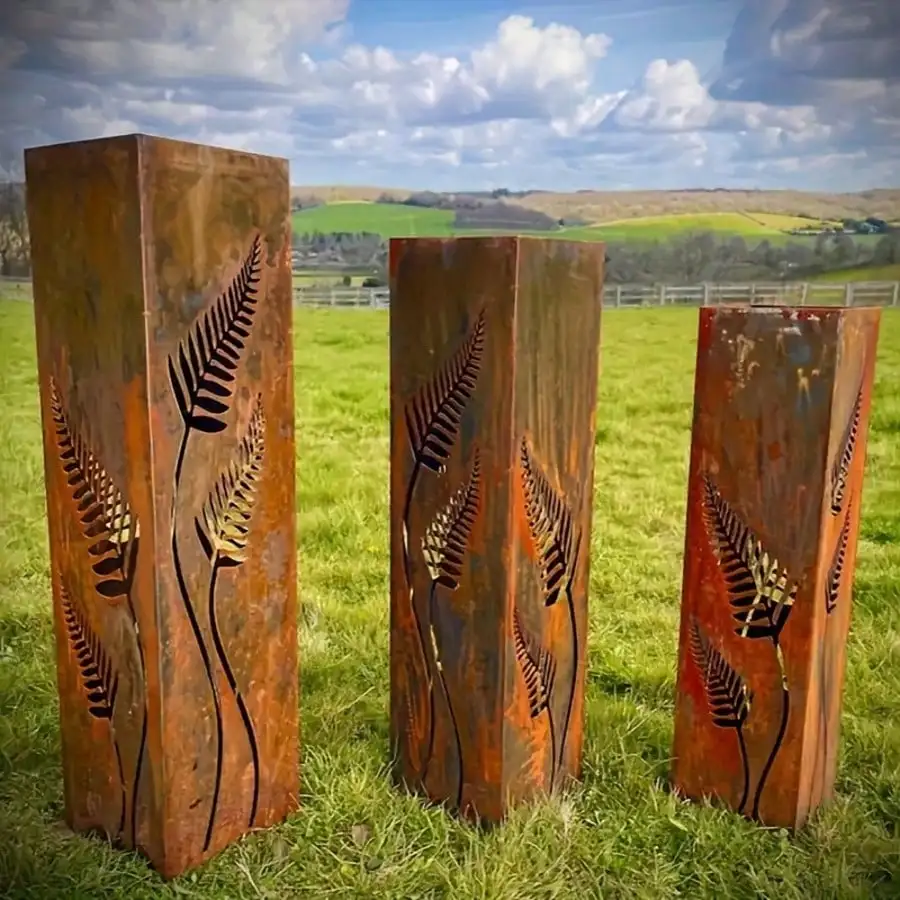 Vintage Fairy Garden Columns 1