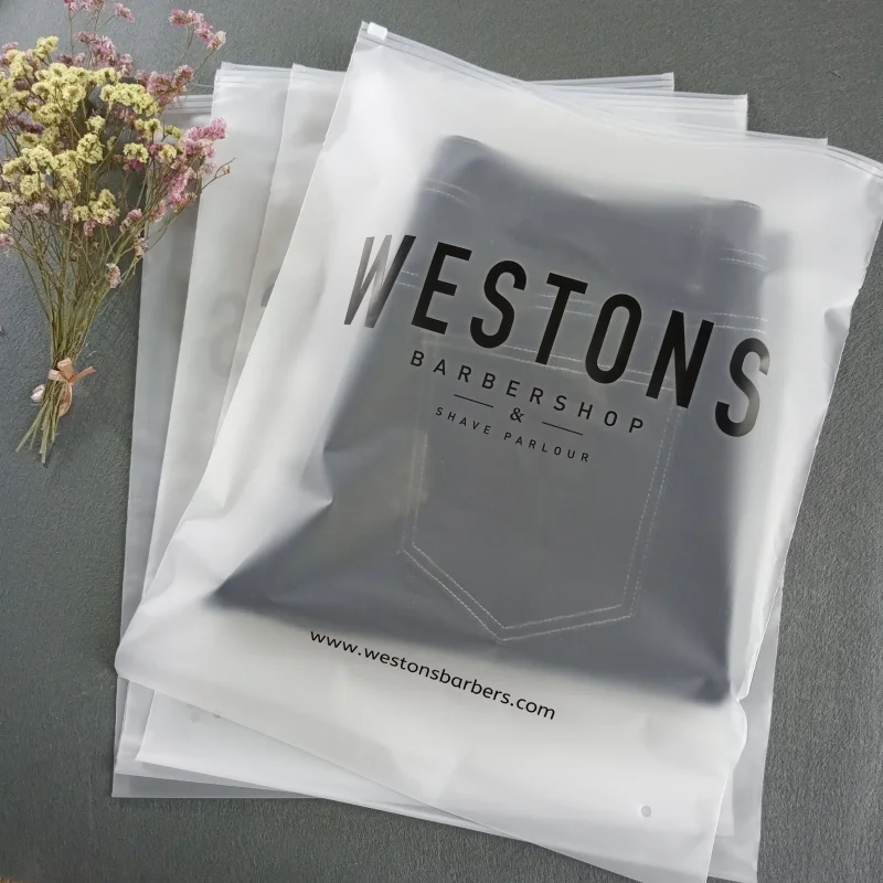 

Customized product、Custom Matte Print Pe Zipper lock Poly Zipper Lock Frosted Plastic Packaging Bag For Clothes