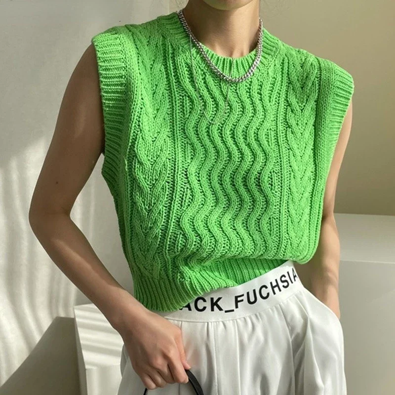 

2024 New Spring Autunm Women Sweaters Waistcoat Sleeveless Chic Sweet Korean Style Knitted Vintage Wild Lady Short Vests Green