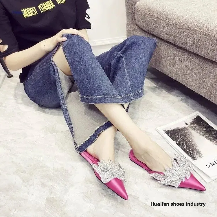 صنادل نسائية صيفية أنيقة بمقدمة مدببة لعام 2025 أح...