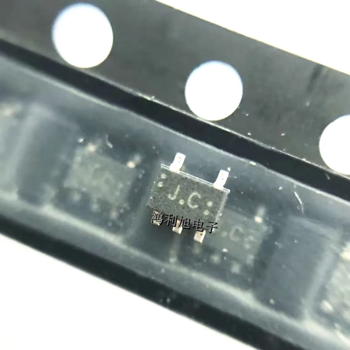 

10PCS/Lot TC7SZ126FU Marking JC Buffer/Line Driver 1-CH Non-Inverting 3-ST CMOS Automotive 5-Pin USV T/R