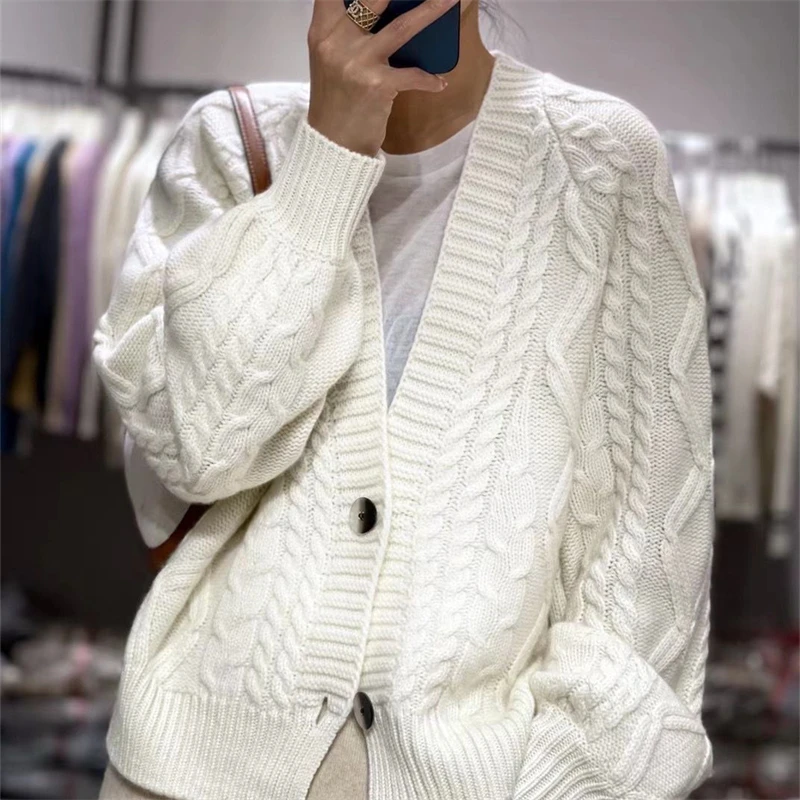 

Casual loose knitted V-neck 100% cashmere wool sweater warm and comfortable coat ladies knitted cardigan sweater autumn new prod