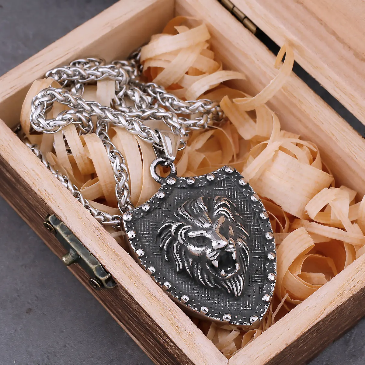 Lion Face Pendant With Chain Gold Plated For Mens And Boys