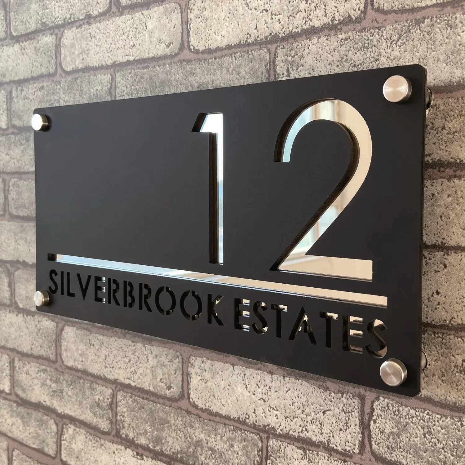 דוגמה לשלט דולק