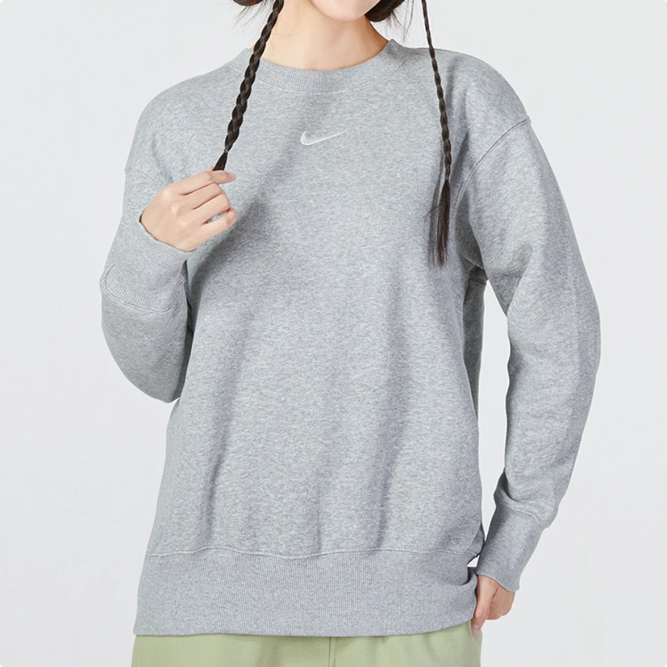 Nike Women's Crewneck Sweatshirt Winter Fleece-Lined Pullover winter sweatshirt