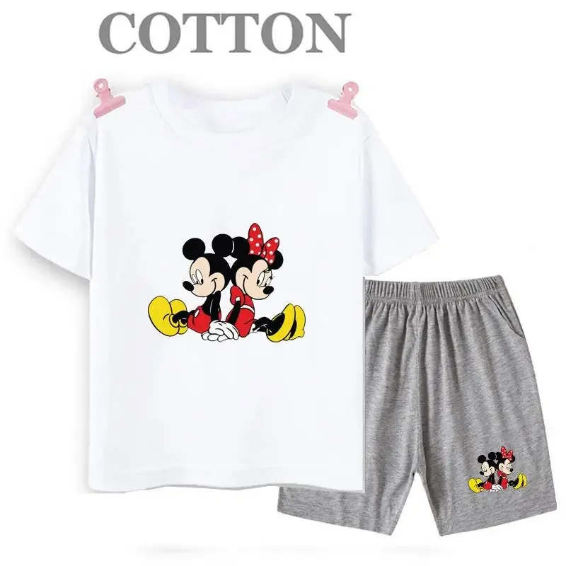 thumbnail image 1 of Conjunto de pantalones cortos de manga corta de verano para niños, camiseta de dibujos animados de Disney Mickey y pantalones, conjunto de 2 piezas, ropa linda para niñas y niños pequeños, 1 of 5