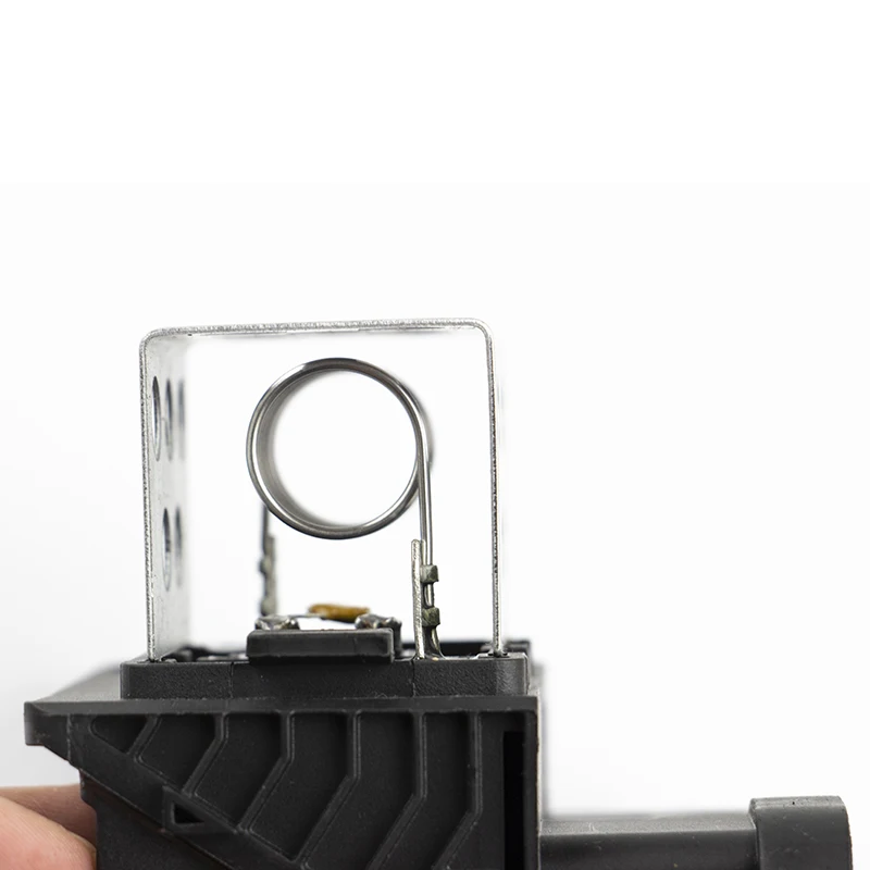 car fan Radiator Fan Controller Relay Resistor for Peugeot 308CC 308SW RCZ Citroen DS 5 DS 6 5LS