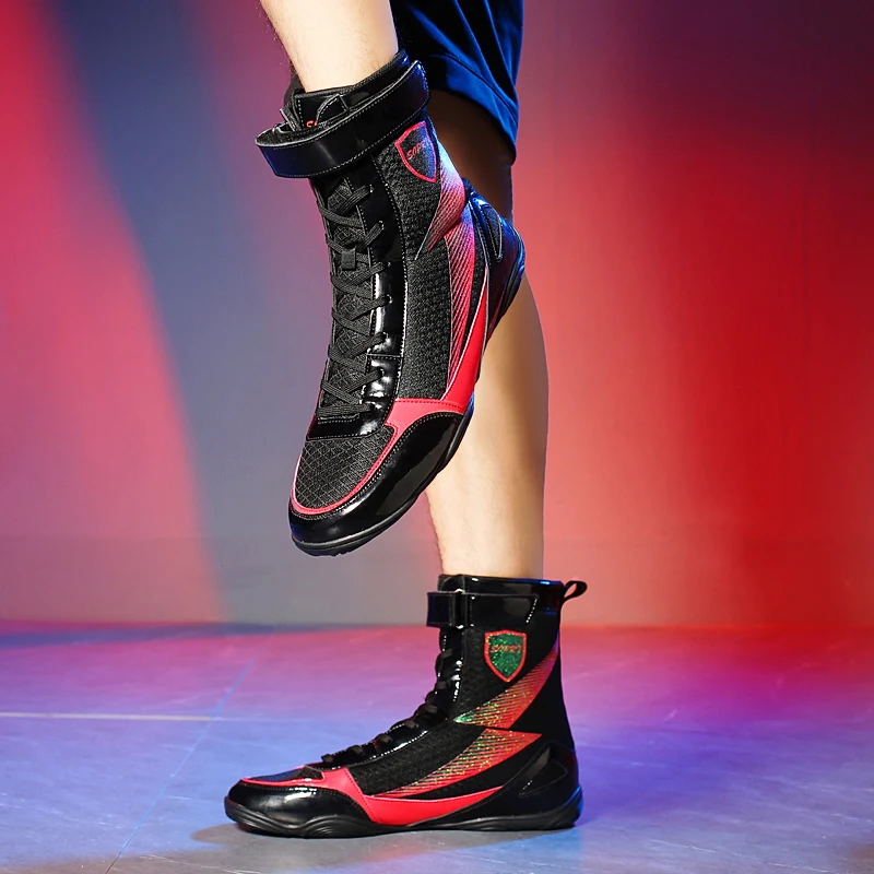 New men's boxing. Wrestling sports shoes, high top foot protection fencing shoes, squat weightlifting breathable and non