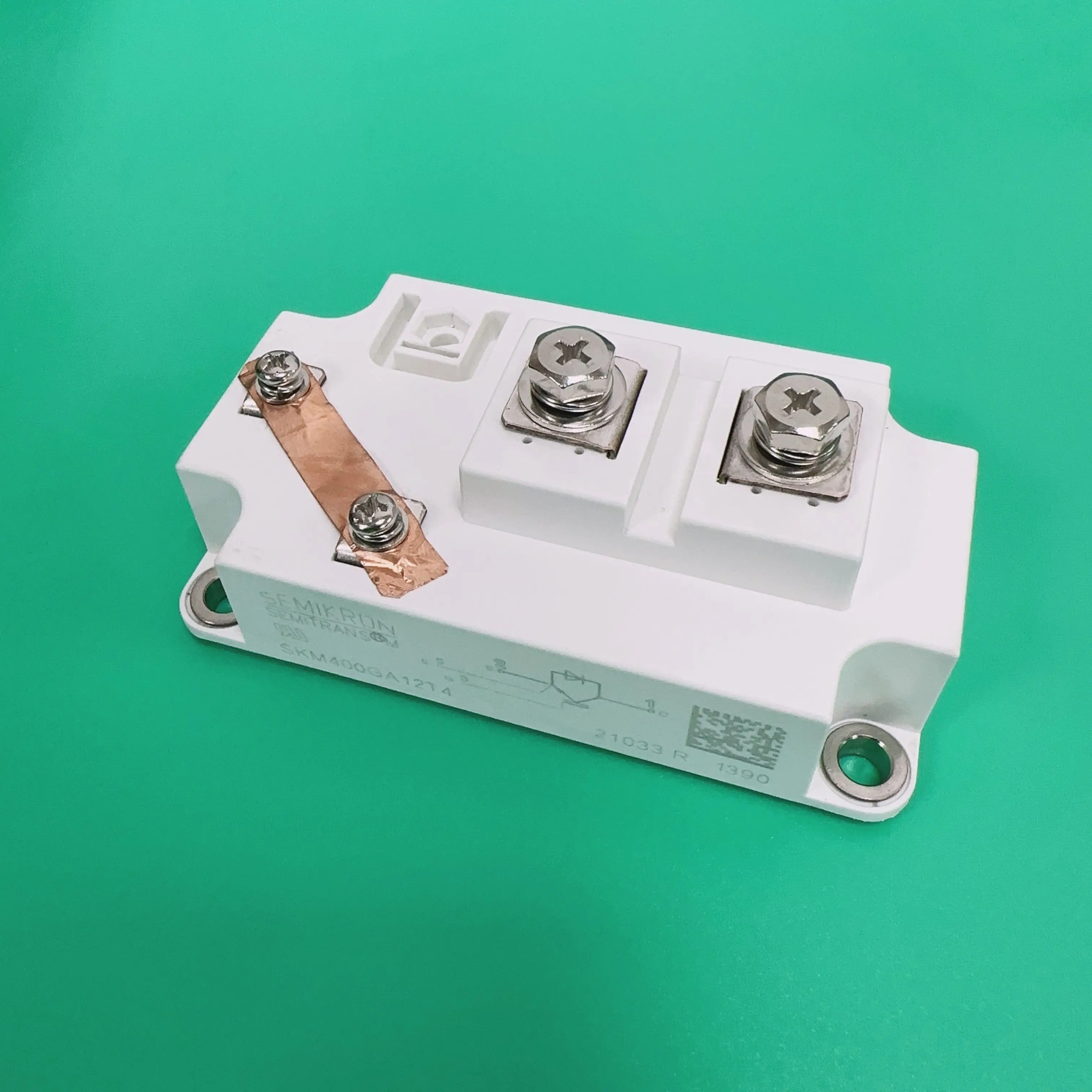 

Биполярный транзистор SKM400GA12T4, 1200 А, В, 4 бтиз
