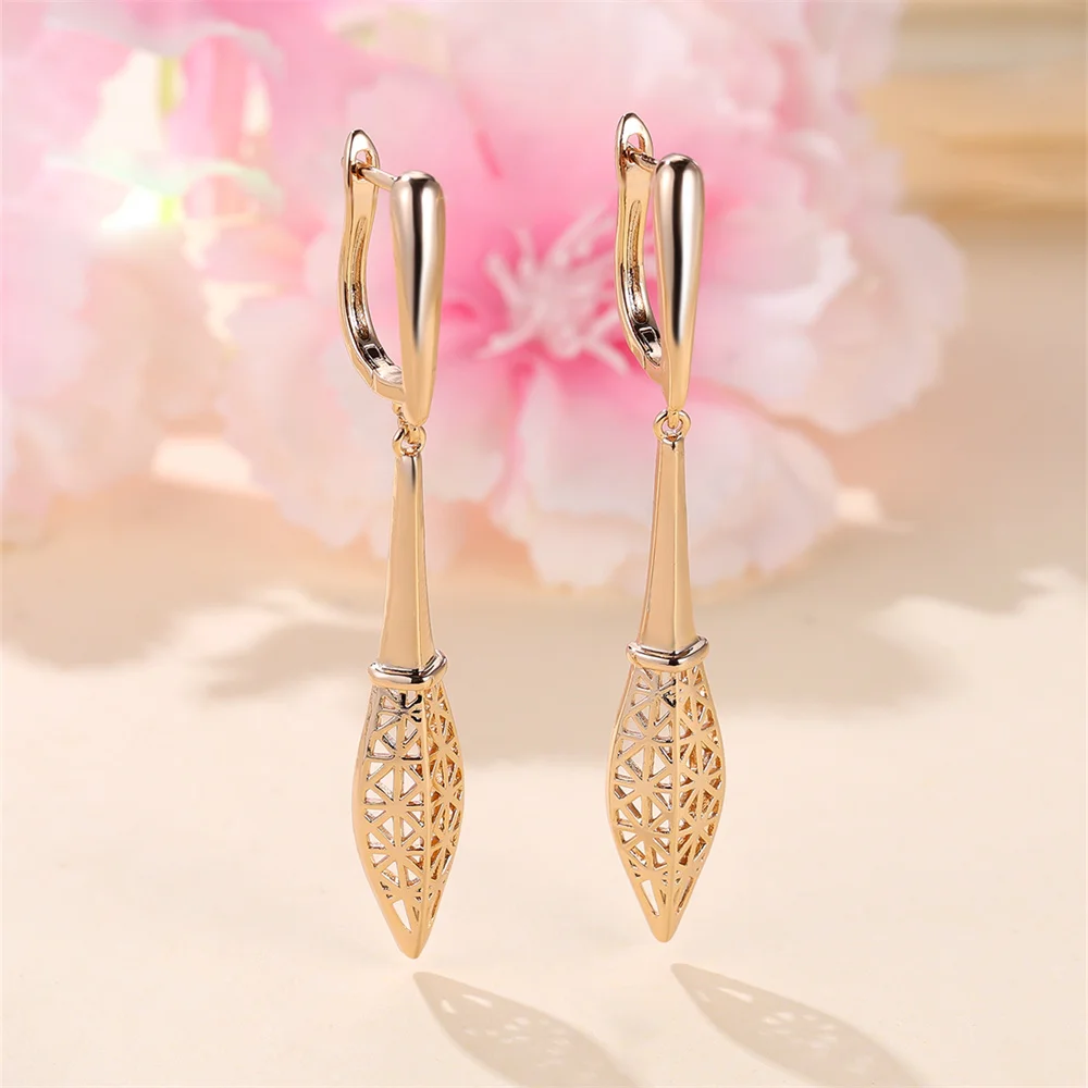 Water Drop Hollow Flower Pendant Hoop Earrings For Women Vintage Gold Color Ear Buckle Wedding Jewelry Engagement Party Gifts