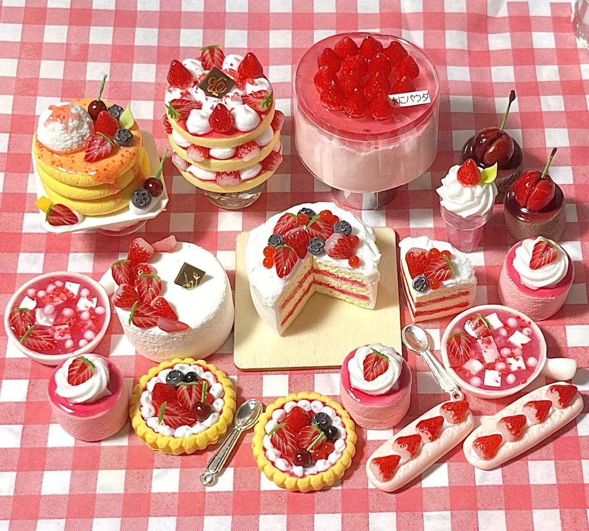 

Миниатюрная серия клубники, торт из глины, игрушка, украшение для торта своими руками, мини-клубника, десерт, кукольный домик, демонстрация мебели