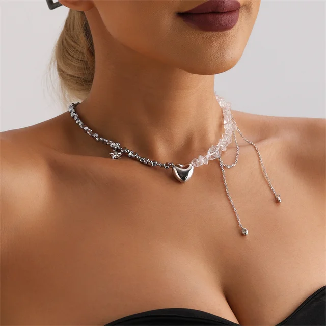 New Y2K Heart Beaded Necklace Women Boho Crystal Class Gravel Clavicle Chain Cool Y2K Choker Exquisite Fashion Jewelry 2