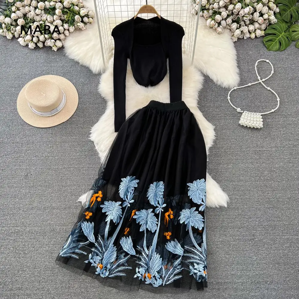 

Elegant Black Mesh Skirt Two Piece Sets Women Autumn Winter Slim Sweater+high Waist Embroidery Flower Mesh Long Skirt Fashion