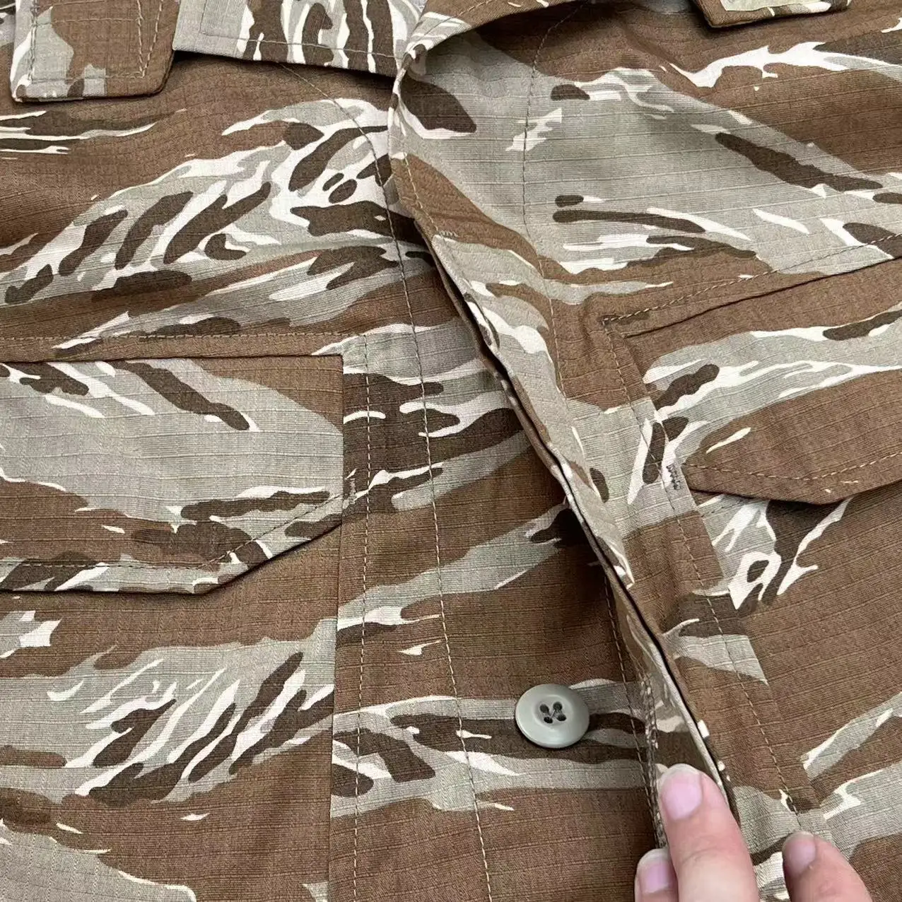 Tactical Suit Combat Uniform Desert Tiger Camouflage Long Sleeved