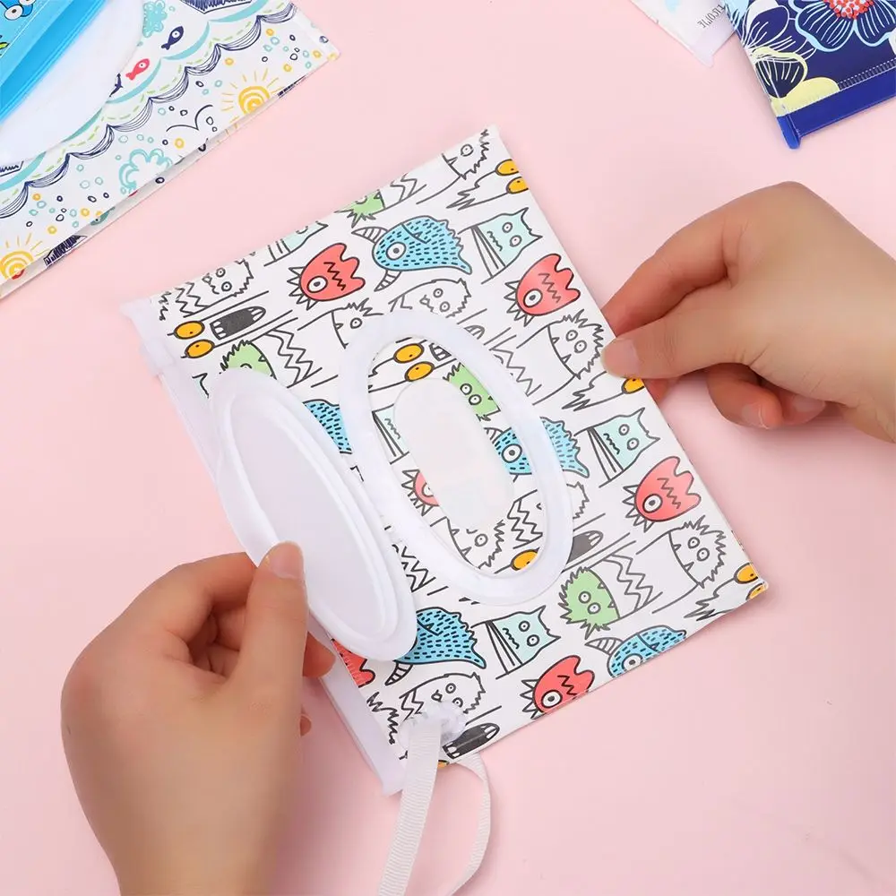 Wet wipe case Wet wipes case Wet wipes box Cute lightweight portable eco-friendly reusable travel wet wipes box Wipes case container Wet bag