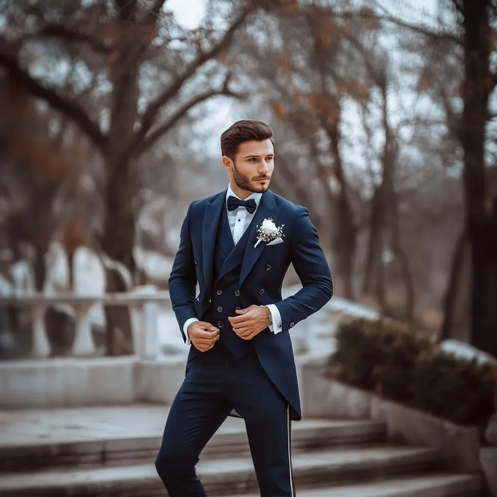 Men Suits 3 Piece Fashion Peak Lapel Single Breasted Tailcoat Chic Party Wedding Groom Prom Male Suit (Jacket+Vest+Pants) 2