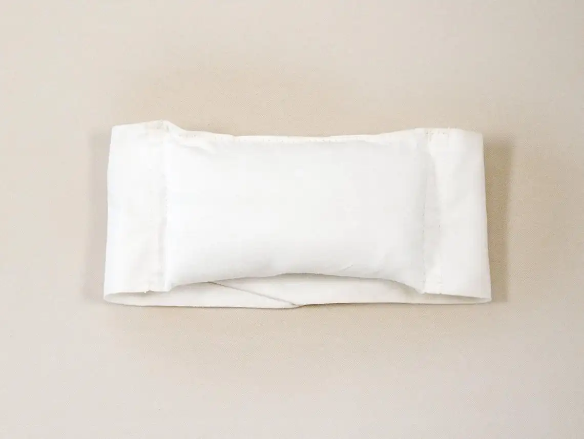 Baby Posing Beans Bag Crescent Shaped Pillows Newborn Photography Prop Pillow Potato Sack Chest Wrap Positioner Basket Cushion 2