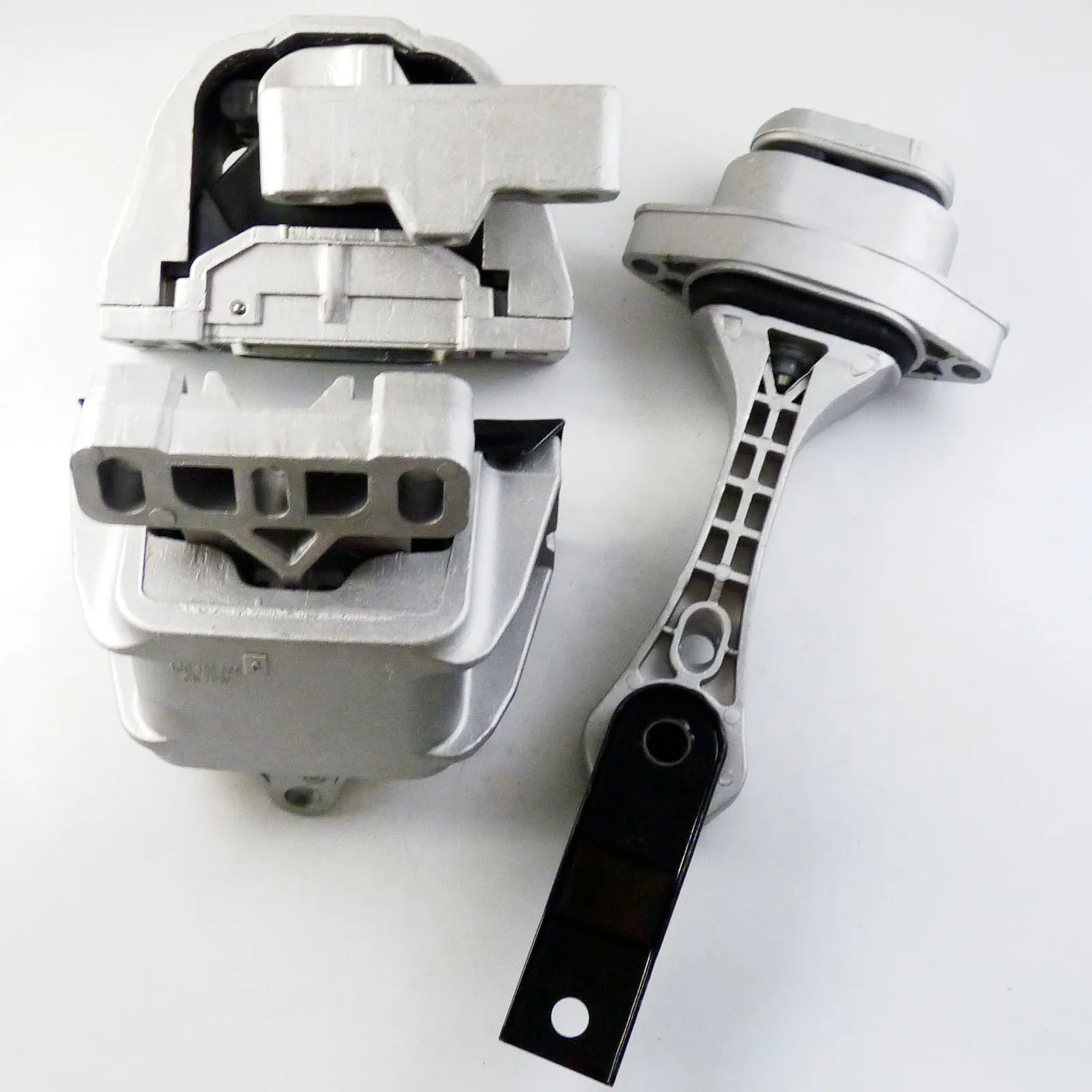 WOLFIGO Set 3PCS Motor & Trans. Mount Front Left Right and Right Rear Set for 1998-2006 VW Beetle Golf Jetta 1.8L 2.0L