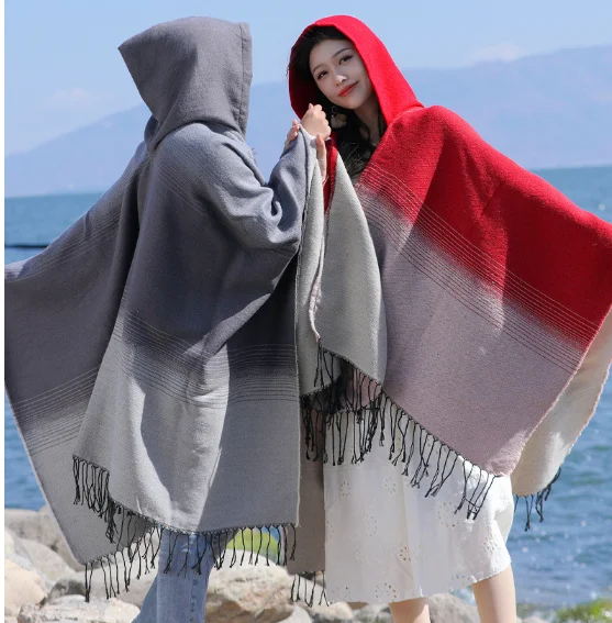 

Poncho Gradient Color Shawl Cape Ethnic Storm Siberian Tourism Wear Photo Taking Capes Insulation and Scarf Overlay Cloak Gray