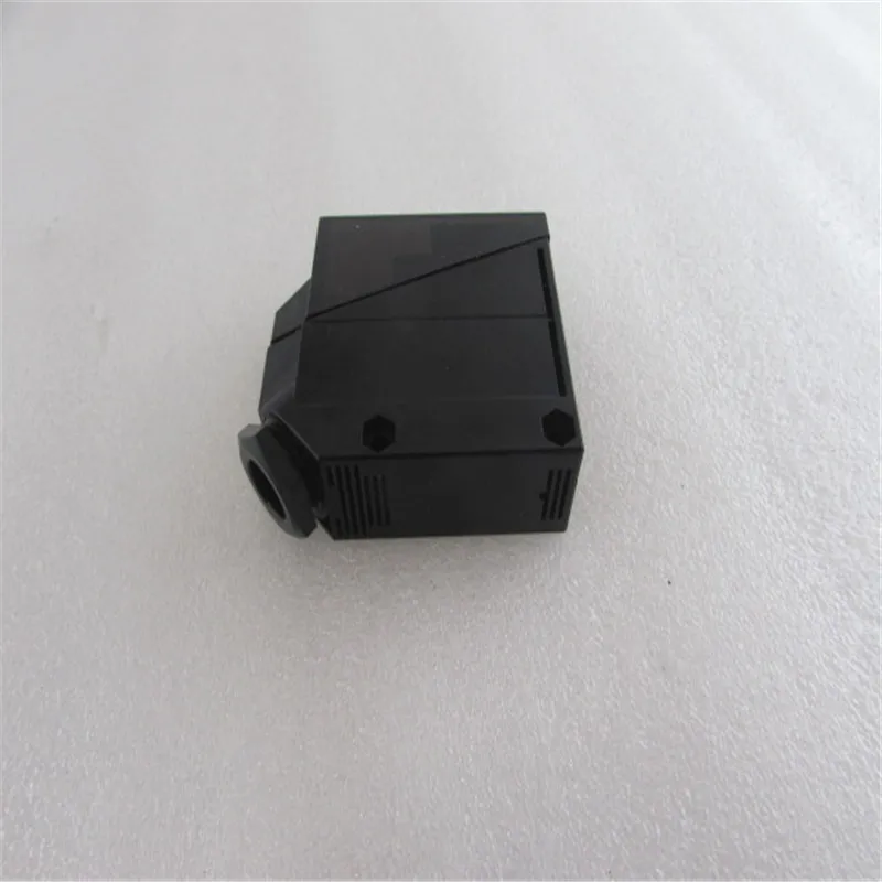 

Original optoelectronic sensor E2E-C03SR8-WC-C1 2M