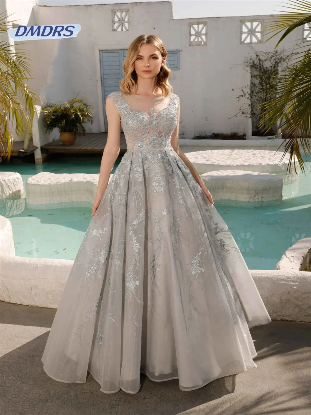 

Elegant Cap Sleeve Appliques Dress For Bride Romantic Beadings Floor-length Bridal Gown Beach Vestidos De Novia