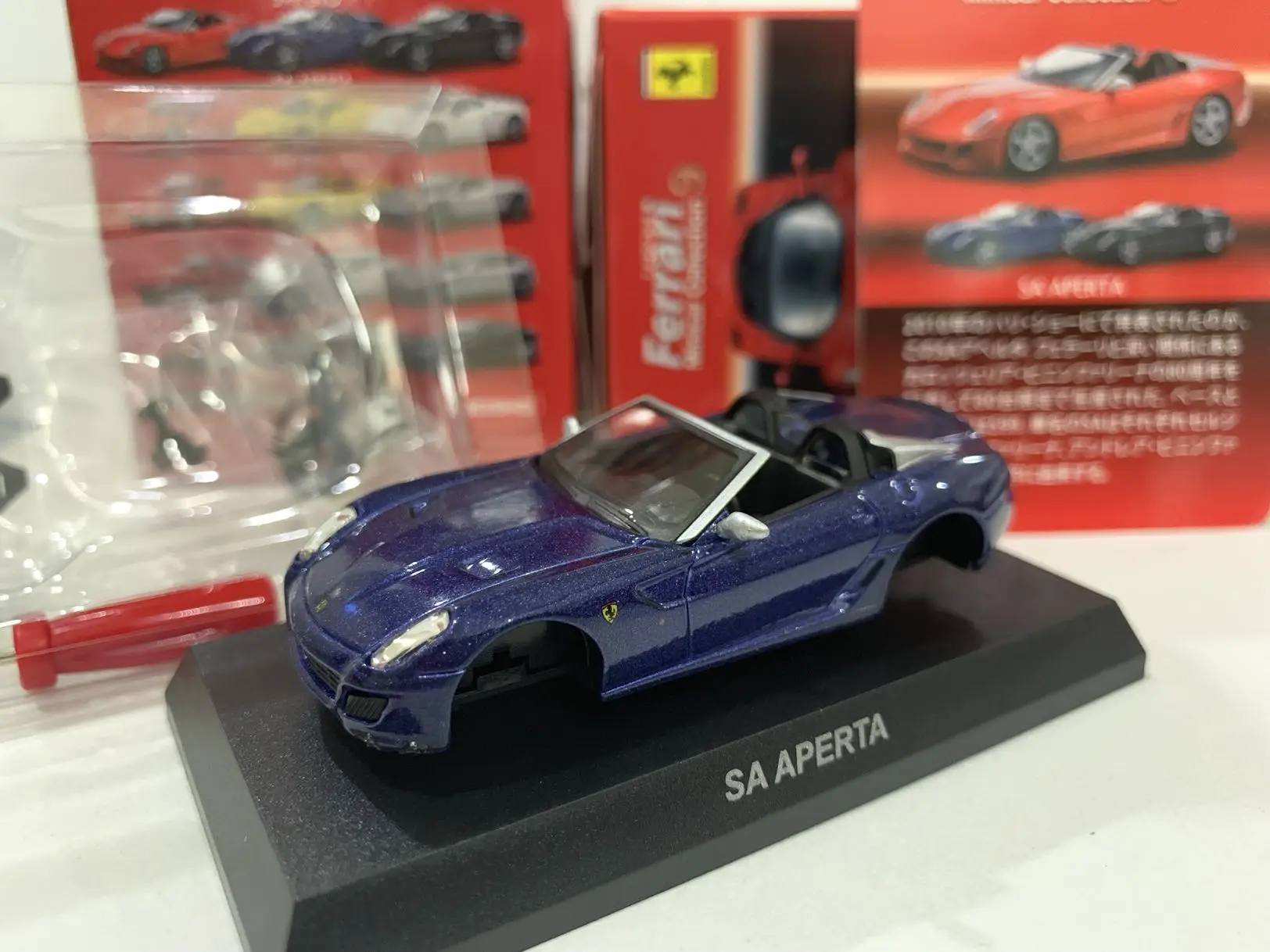 

Коллекция 1/64 KYOSHO 599 SA APERTA из литого сплава, Сборная модель автомобиля, декоративные игрушки