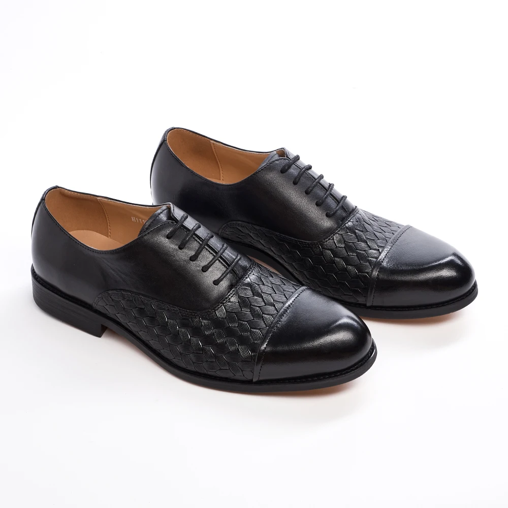 Klassische Herren-Oxford-Schuhe aus echtem Leder, handgefertigt, spitzer Zehenbereich, kariert, zum Schnüren, formelle Business-Kleiderschuhe für Hochzeitsfeier – Detail 13