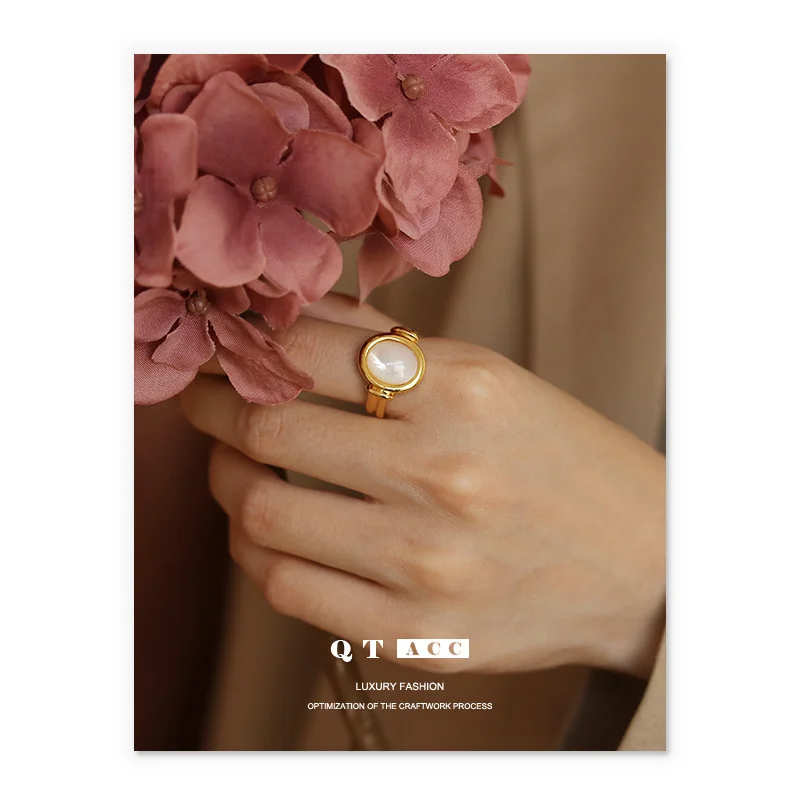 

High Color Protection Brass Electroplated Real Gold/Freshwater Fritillaria Shell French Small and Luxury Style Design Ring Girl