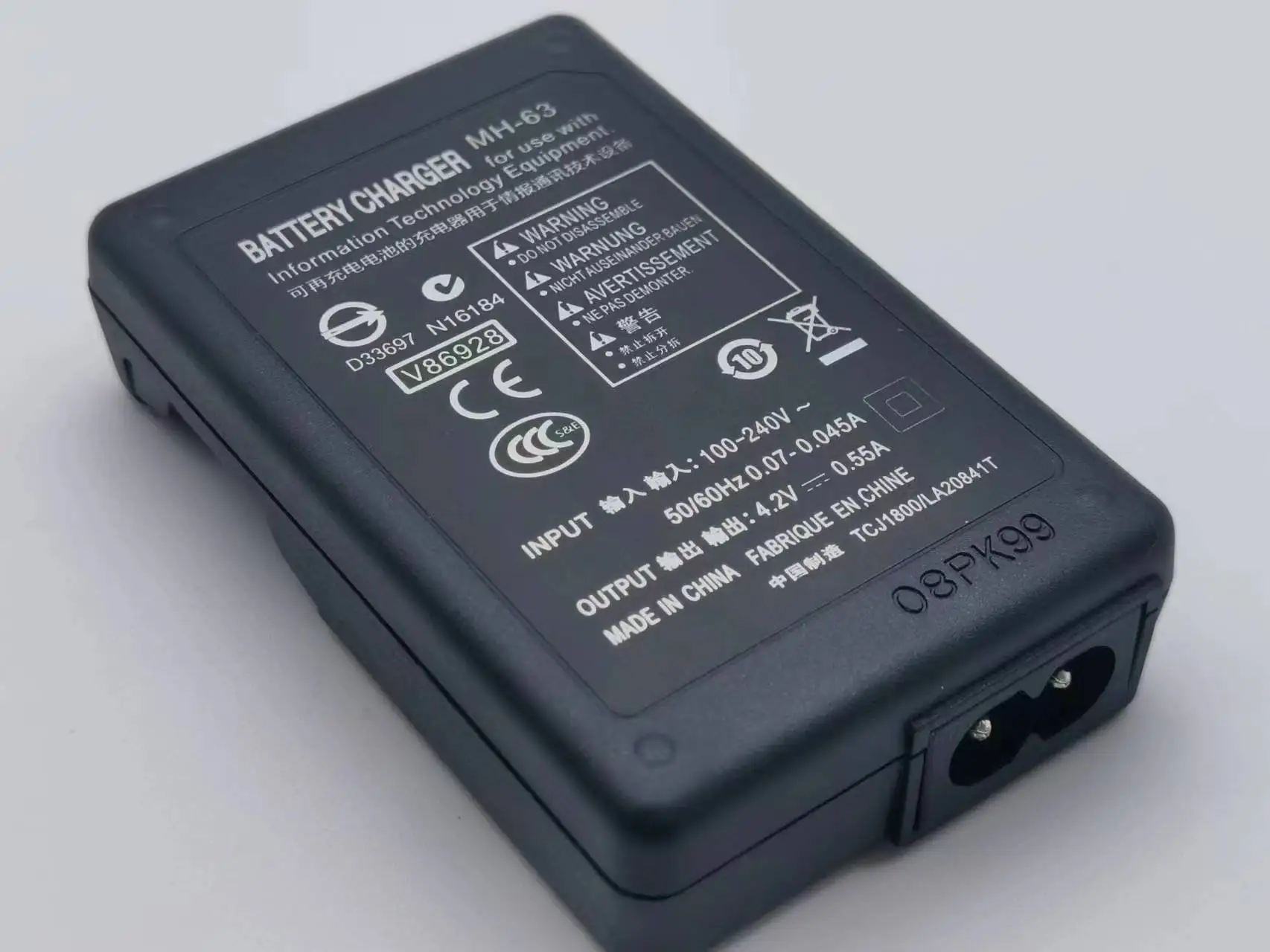 EL10/ EN-EL10 Battery Charger For Nikon MH-63 MH 63 MH63 S3000 S4000 S700 S600 S60 S520 S510 S500 S230 S220 S210 S200 Camera