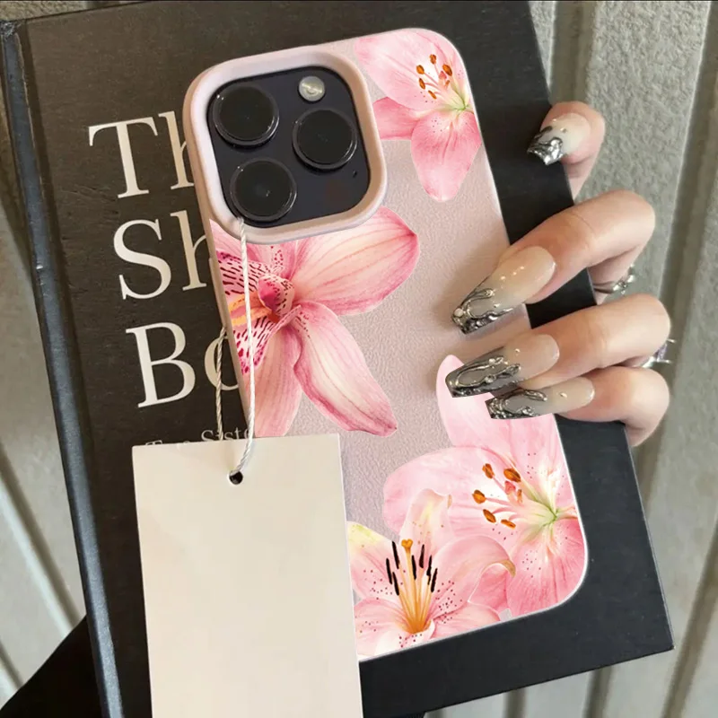 ตัวเลือกสินค้า เคสโทรศัพท์ลายดอกลิลลี่ สีชมพู สำหรับ iPhone 16/17/15/14/13/12/11 Pro Max หนังวินเทจ ป้องกันอย่างดี
