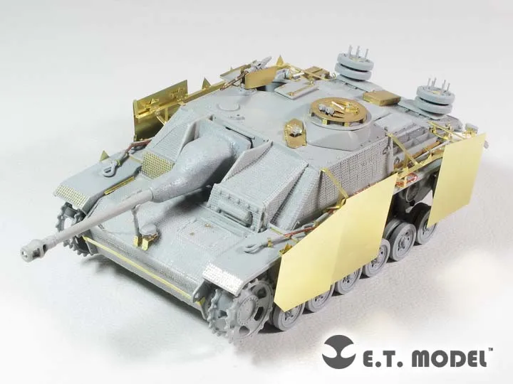 

ET Model E35-226 1/35 WWII German StuG.III Ausf.G Basic (Late version) For DRAGON Smart Kit