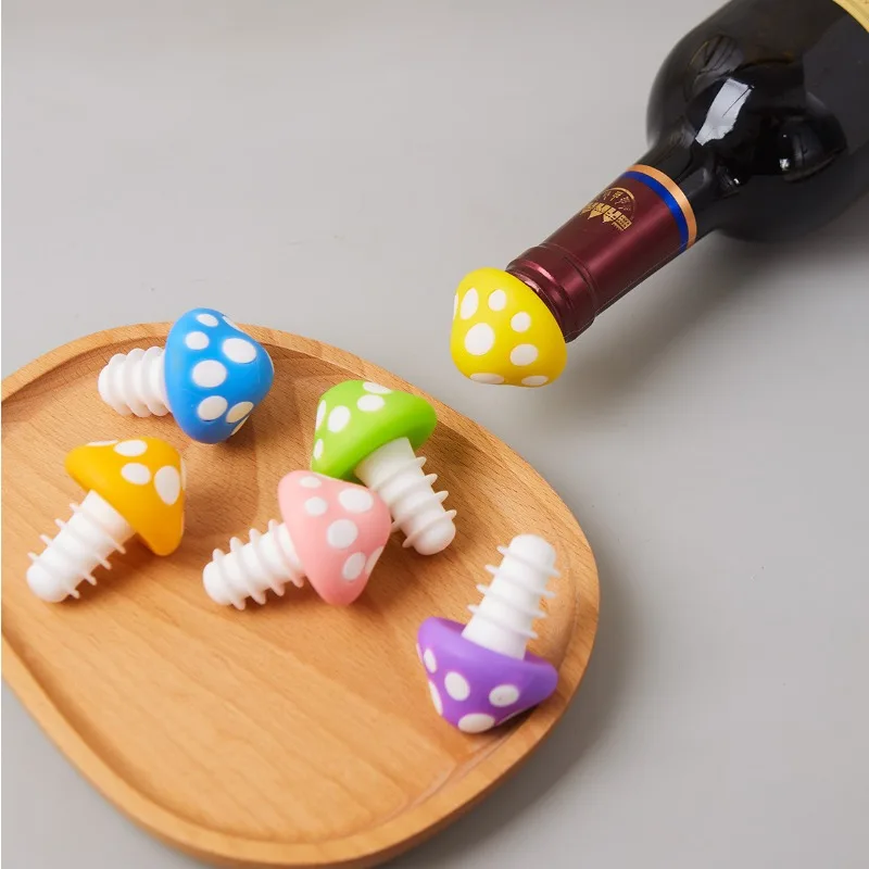 Hot Silicone Mushroom Wine Stoppers Airtight Leakproof Creative Bottle Stoppers for Champagne Beer Wine Home Party Bar Parts LIJ