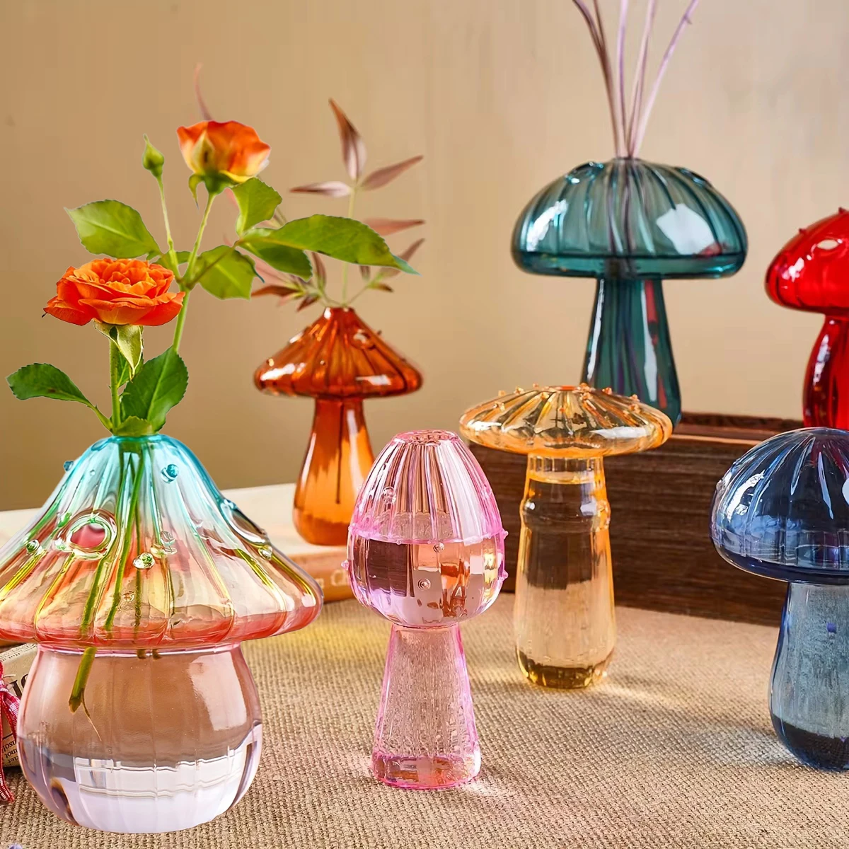 Vibrant Mushroom Glass Vase for Hydroponic Flower Arrangements and Home Decor