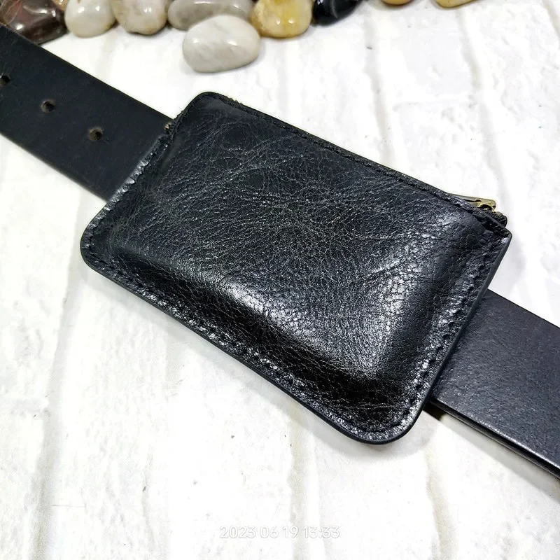 Рисунок 6 - Миниатюрная поясная сумка из натуральной