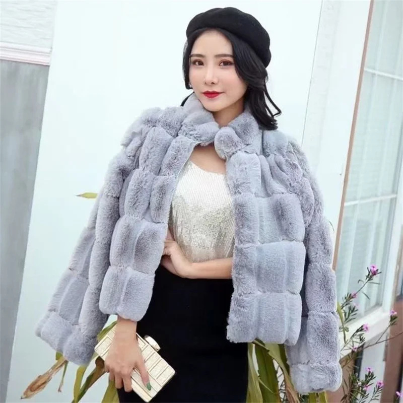 Women's Fur Integrated Jacket New Autumn Winter Short Imitation Mink Fur Coat Versatile Velvet Tops Female Outerwear Clothes