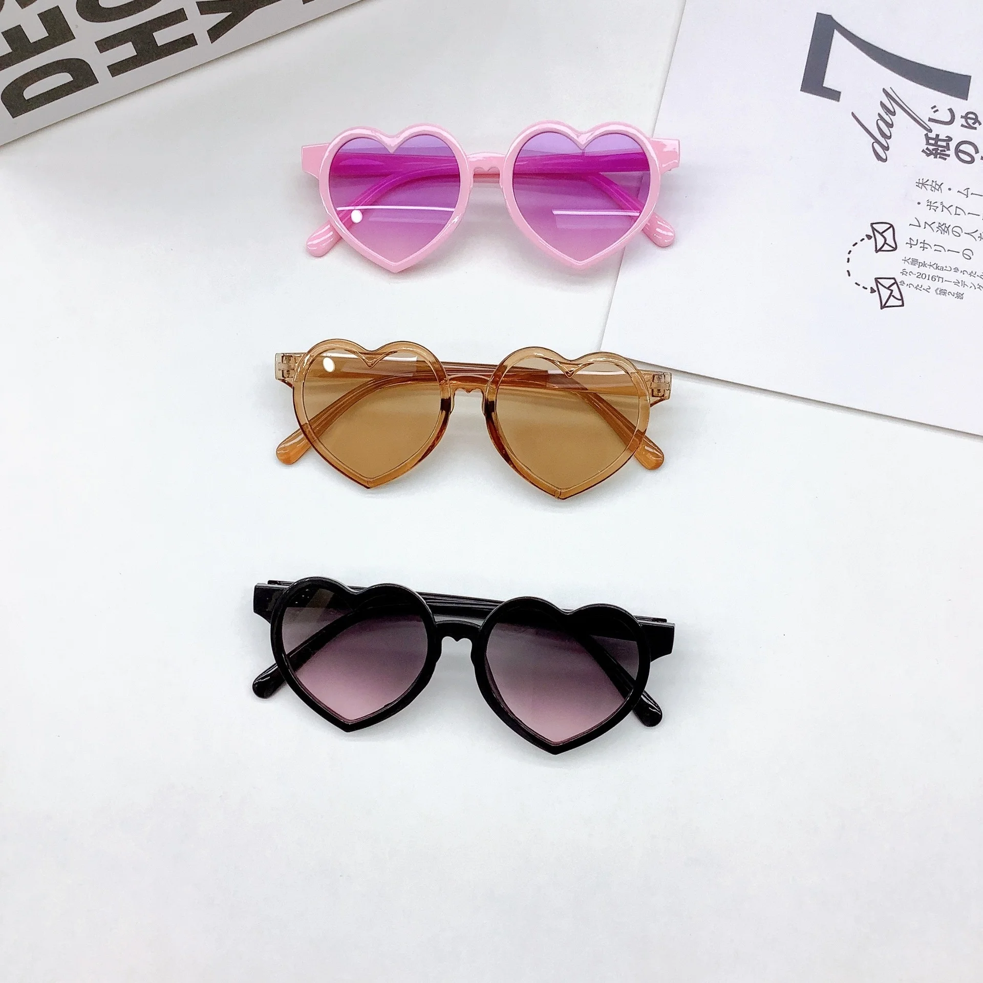 New Fashion Children's Sunglasses Versatile Candy Color Boys and Girls' Sunglasses Love UV Protection Baby Glasses