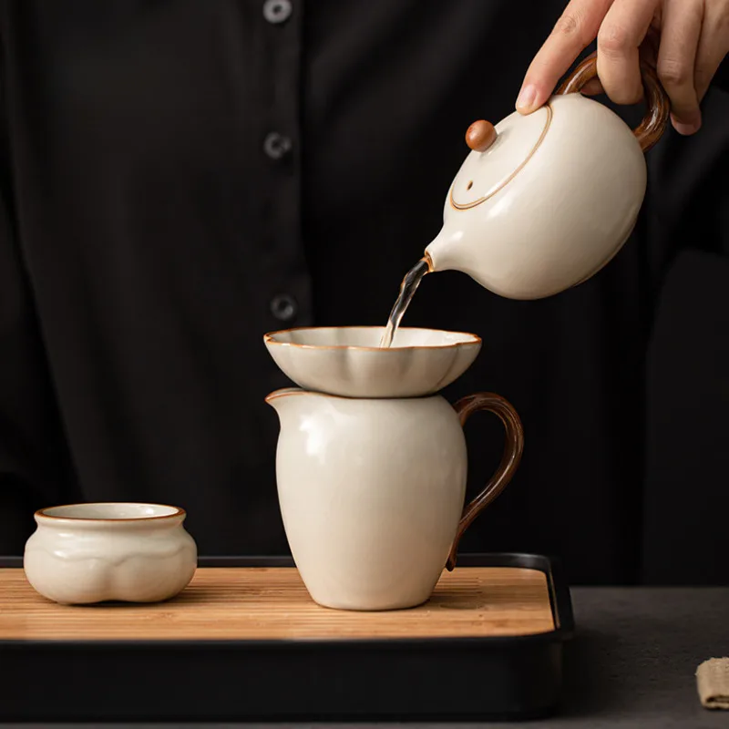 220ML Cream Ru Kiln Porcelain Xishi Teapot Traditional Tea Infuser Pot Tea Making Kettle with Filter Tea Ceremony Decoration