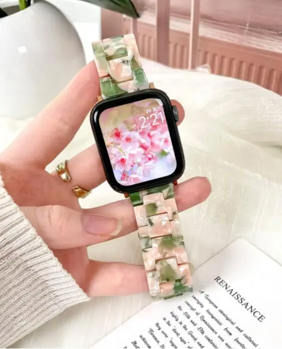 New Lightweight Resin Bracelet Strap for Apple Watch Band se7 6 5 4 40mm 44mm Colorful Wristband for iWatch 3 2 1 38mm 42mm Loop