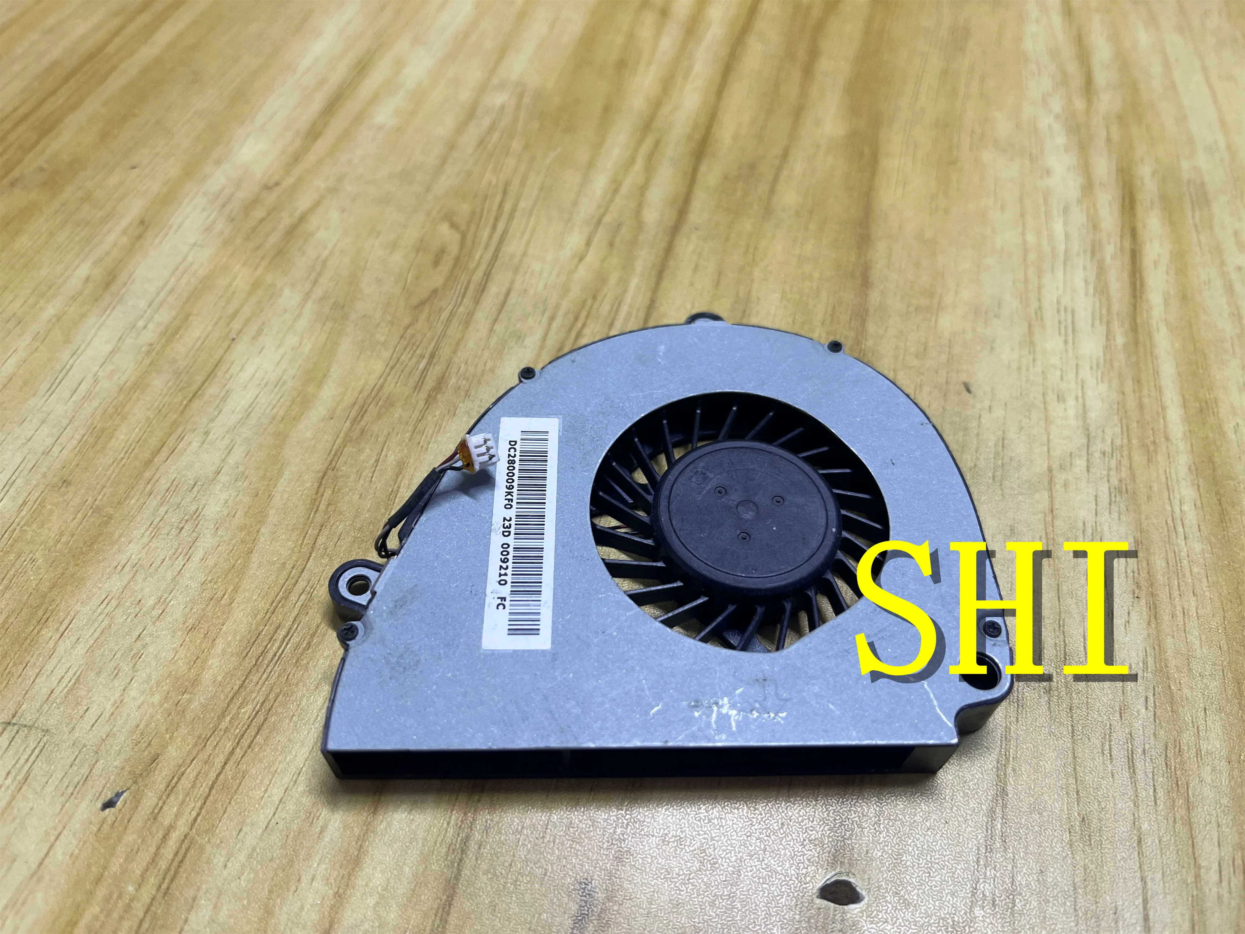 

Original used Genuine Laptop CPU Cooling Fan For Acer Aspire 5750G 5755 V3-551G V3-571 E1-531 E1-571G V3-551 DC280009KF0 /D0